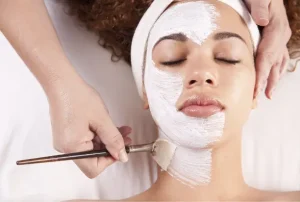 Read more about the article Facial Adalah dan Jenis-Jenisnya di Indonesia