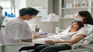 Read more about the article Klinik Kecantikan Terdekat: Fakta Izin, Dokter, dan Risiko