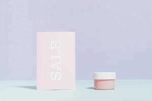 Read more about the article Skincare Dokter: Formula, Risiko & Cara Memilih